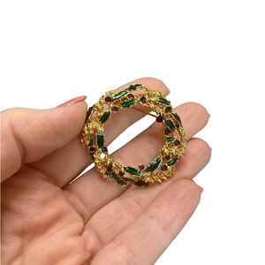 Vintage Gold and Green Wreath Brooch
